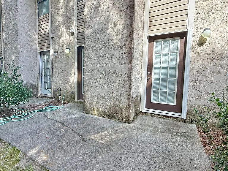 727 S Main St #107 — Photo 23