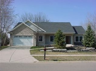 6765 English Oak Dr, East Lansing, MI