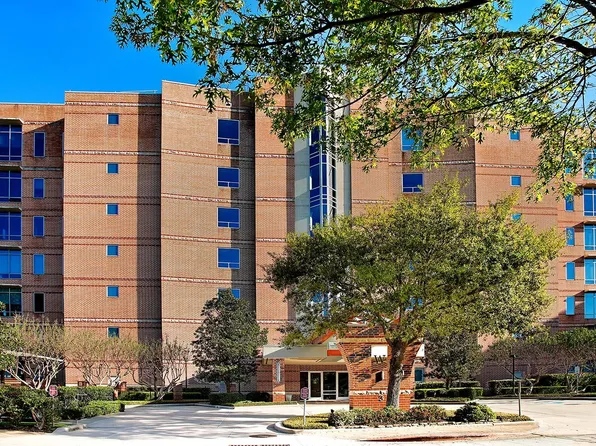 3 Waterway Ct APT 5C, Spring, TX 77380