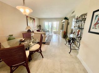 3850 Washington St APT 403, Hollywood, FL 33021