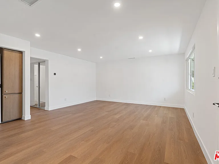 4442 Kingswell Ave #4 — Photo 6