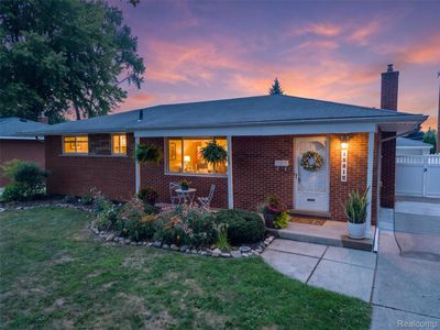 15512 Bainbridge St, Livonia, MI, 48154