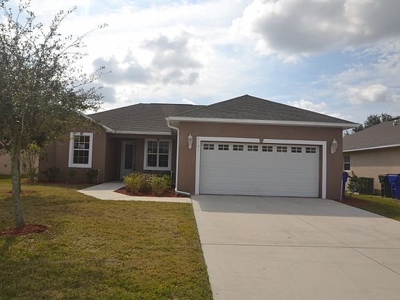 2nd image of 1131 Creekview Ct