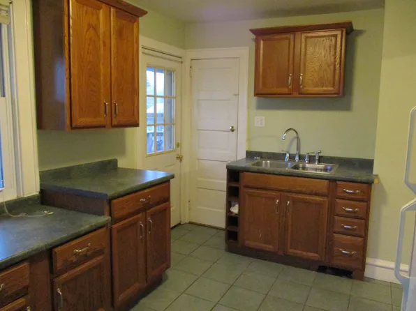 701 Clara Ave, Sheboygan, WI 53081