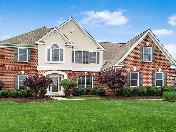 2nd image of 7686 Blue Fescue Dr