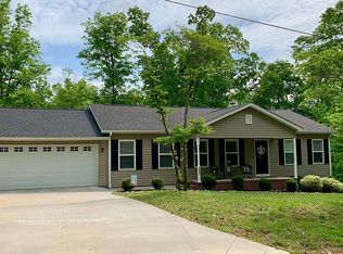 141 Pinetree Ln, Easley, SC 29640