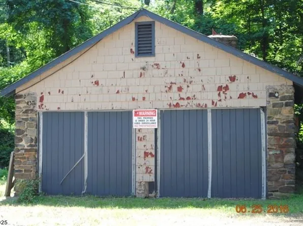 763 Montgomery Rd, Hillsborough, NJ 08844