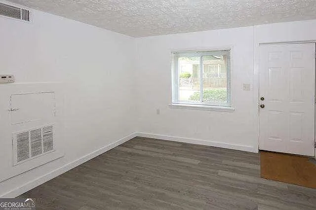 1295 Marcy St SE #4 — Photo 3