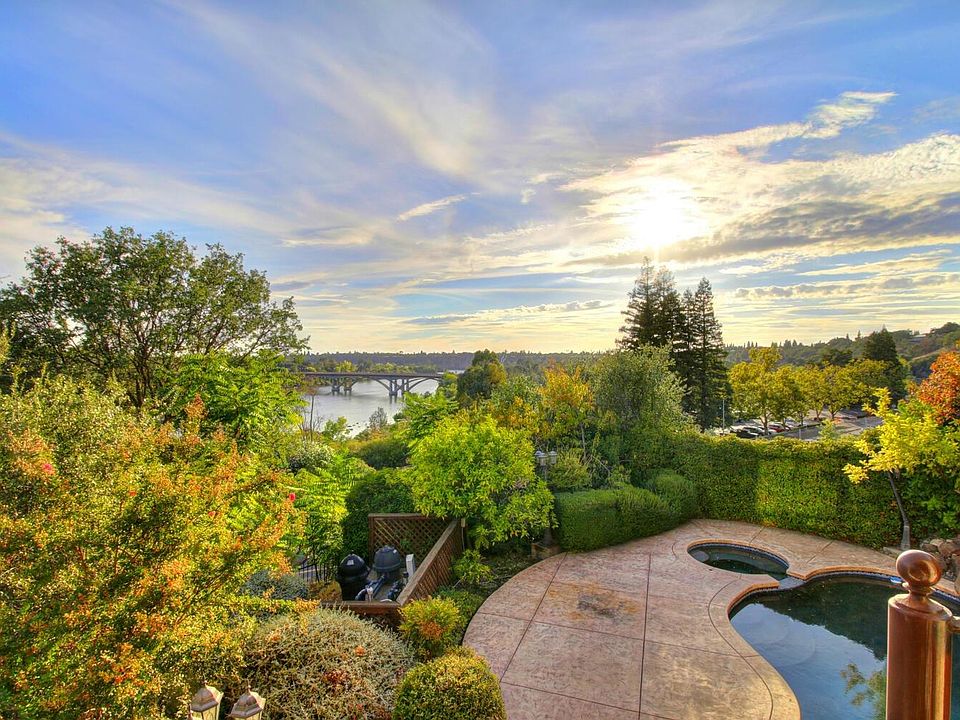 1st image of 112 Del Norte Vista Way