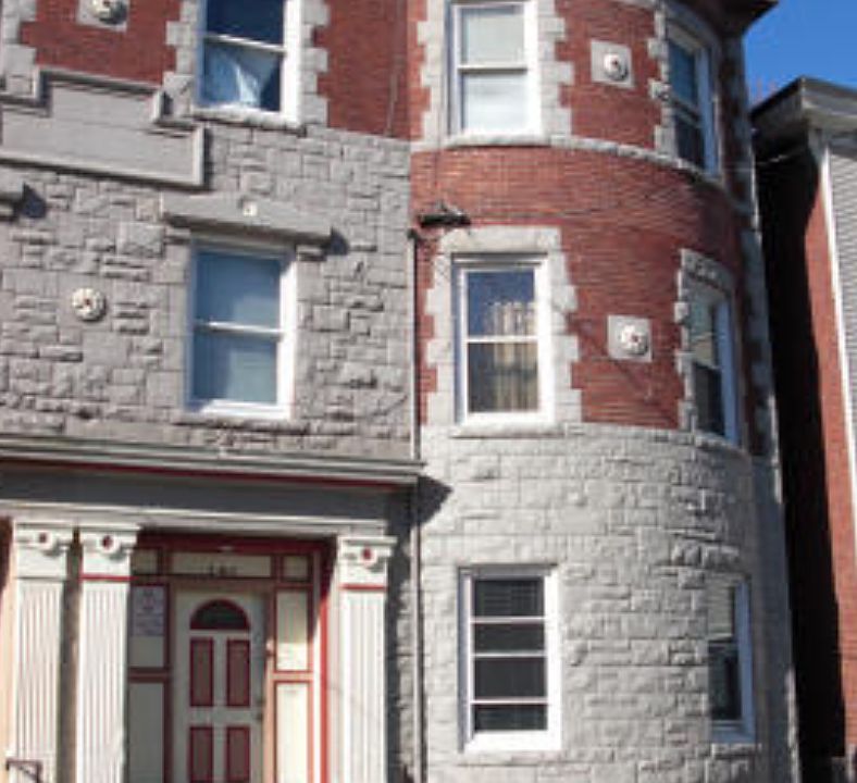 2nd image of 191 Boylston St #3