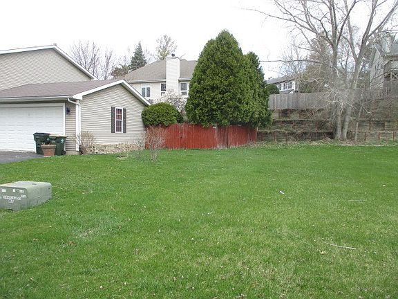 4th image of 363 Creekside Ln