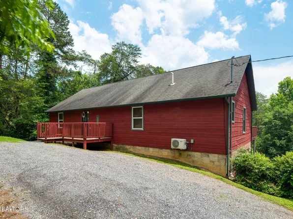 3125 Tanglewood Dr, Sevierville, TN 37876