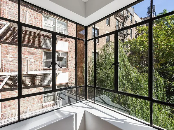 100 Riverside Dr APT 5E, New York, NY 10024