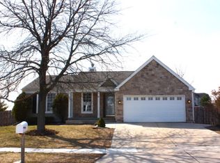 469 Pheasant Ridge Rd, Lake Zurich, IL 60047