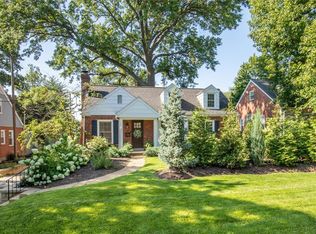 46 Holly Dr, Saint Louis, MO 63119