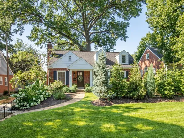 46 Holly Dr, Saint Louis, MO 63119