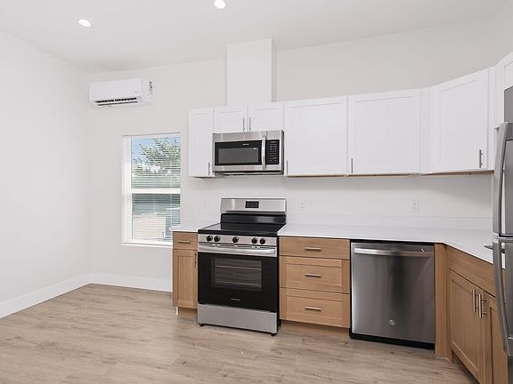4th image of 1823 P St APT 5