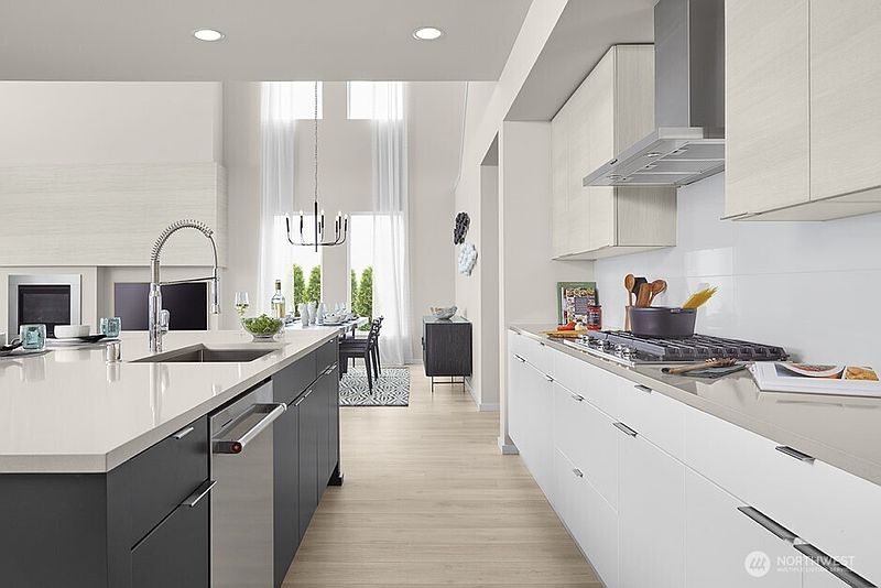 5th image of 20576 165th Street E