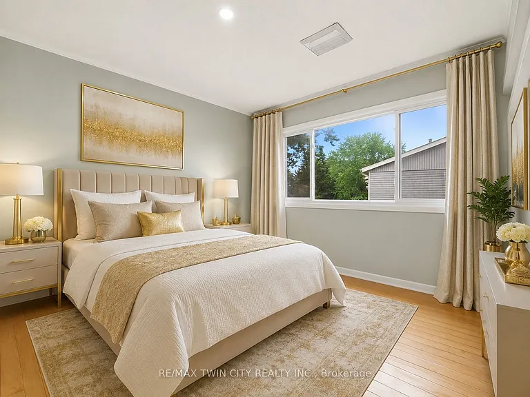 30 Green Valley Dr #110 — Photo 10
