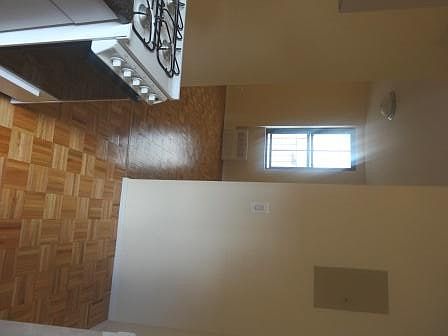 5th image of 524 E 79th St APT 6D