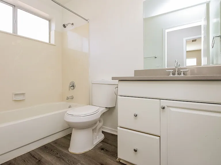 1042 N Blackbird Dr — Photo 15