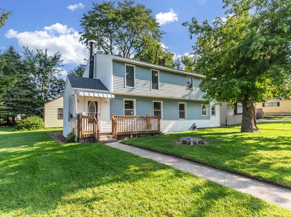 1800 Kelly Ave, Crest Hill, IL 60403