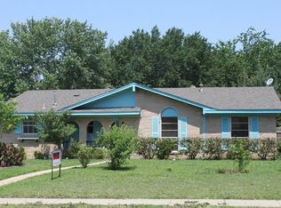 633 Waikiki Dr, Garland, TX 75043