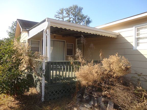 4th image of 95 Woodland Dr
