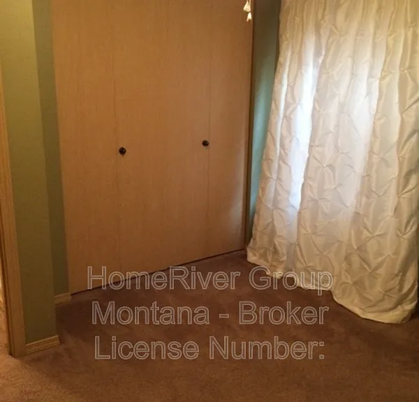 516 Connor Ct — Photo 11