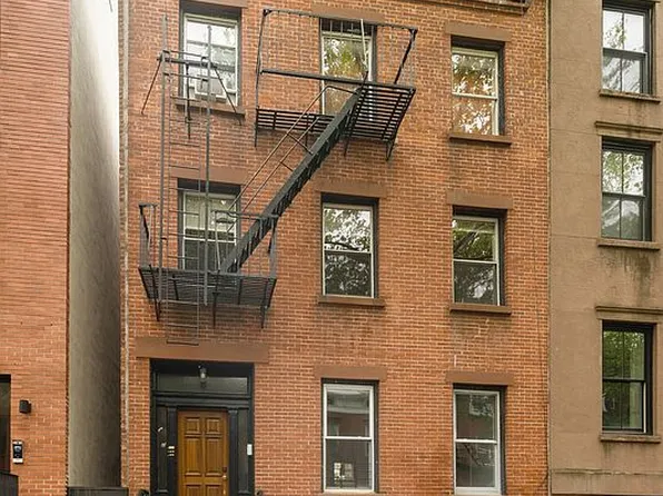 38 Douglass St, Brooklyn, NY 11231