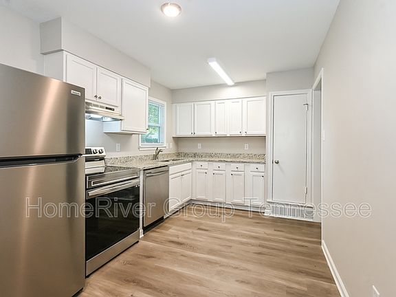 3rd image of 6420 Southbridge Dr