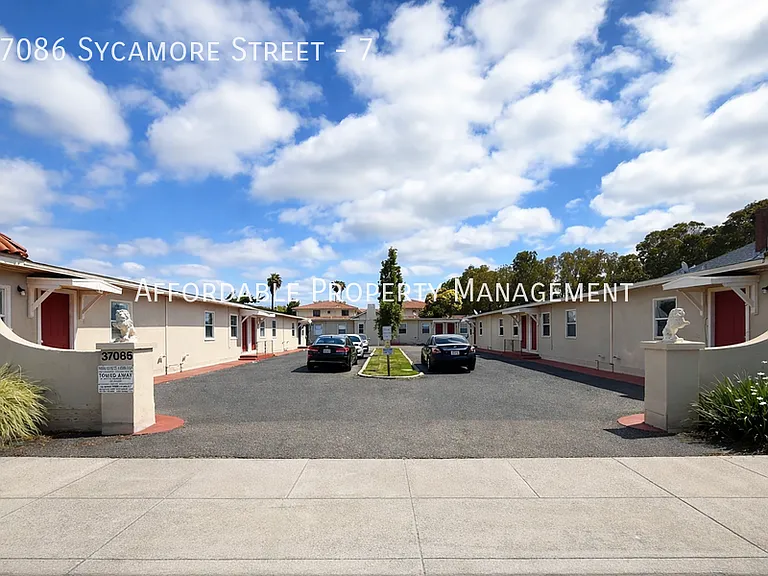 37086 Sycamore St #7 — Photo 1