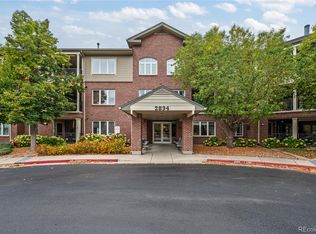 2894 W Riverwalk Cir APT B301, Littleton, CO 80123
