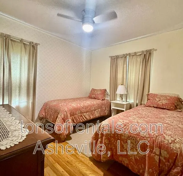 900 Hebron Rd — Photo 19