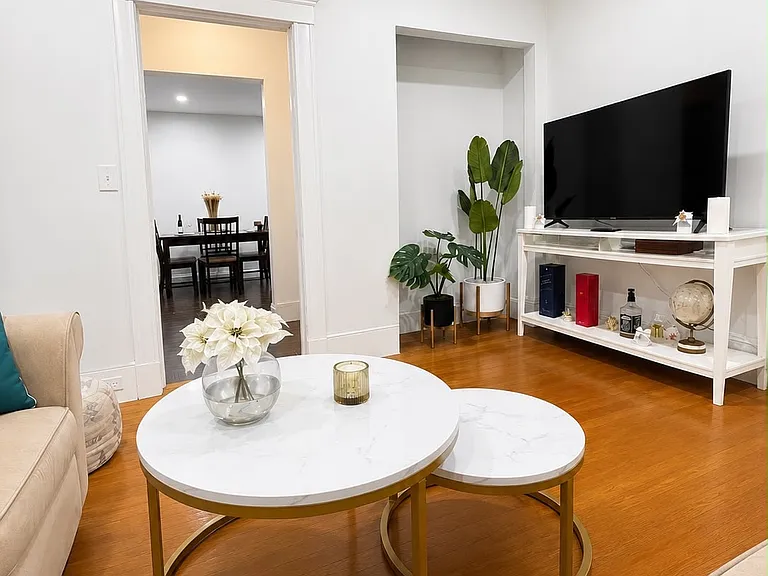 22 James St #24 — Photo 3