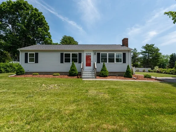 7 Hawthorne Rd, Newburyport, MA 01950