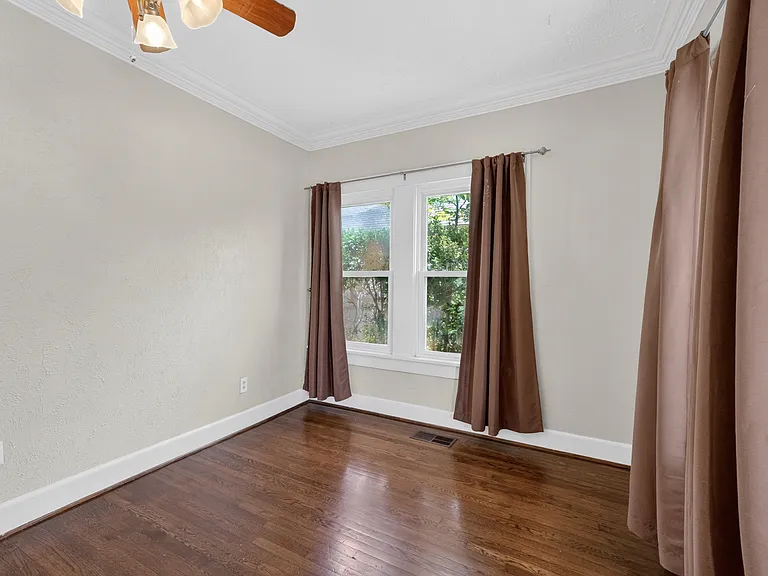 2601 S University Dr — Photo 27