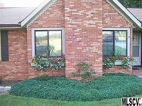 4th image of 1373 Schumann Ln