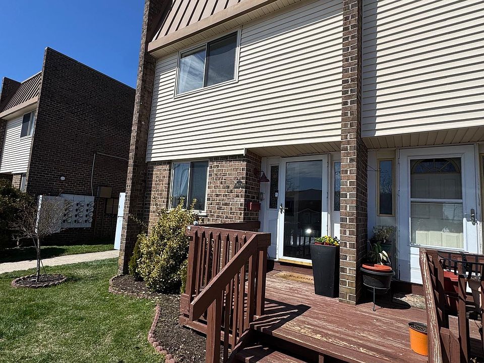 1st image of 5807 Marshall Ave #1415