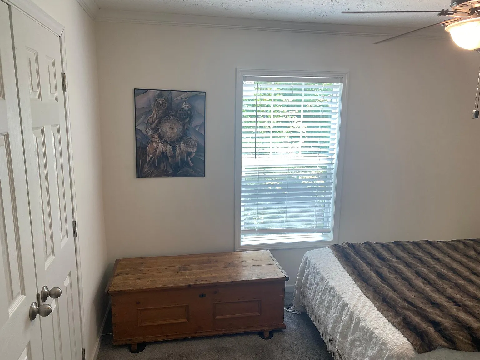 340 Lakeside Dr — Photo 4