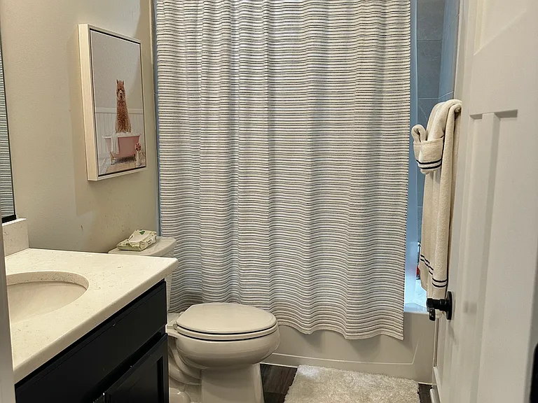 Third floor full bath