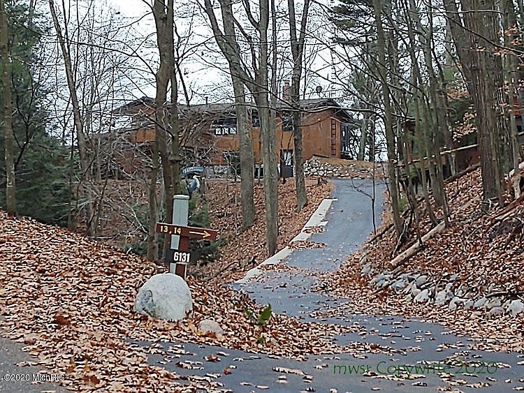 1st image of 6131 S Birchwood Dr