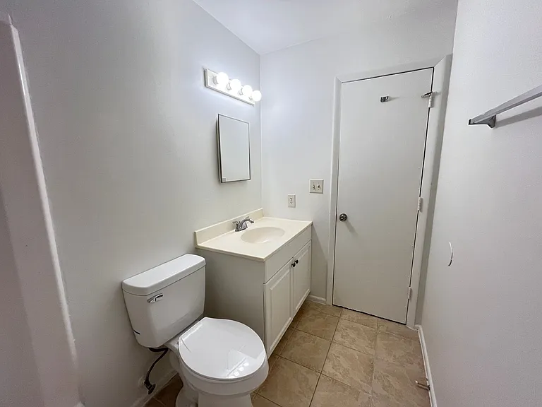 4805 Little River Rd #4 — Photo 18