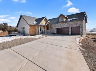 19693 S Redcliff Pl, Birdseye, UT 84629