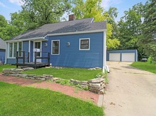 2132 N Hampton Ct, Peoria, IL