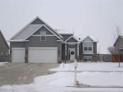 3016 8th St NW, Minot, ND, 58703