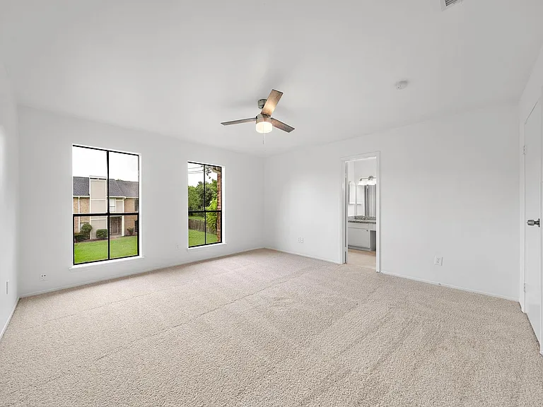 8433 Wednesbury Ln — Photo 19