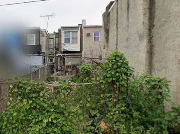 2912 N Leithgow St, Philadelphia, PA 19133