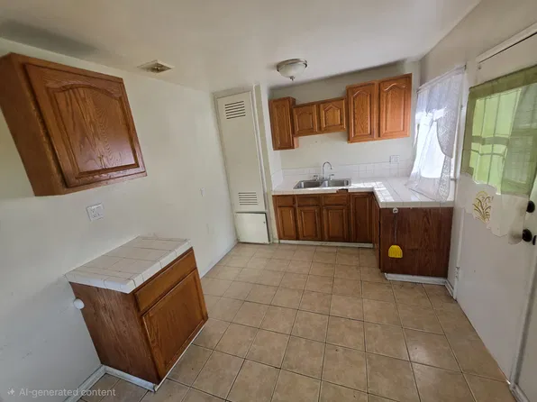 1500 E Wardlow Rd APT A, Long Beach, CA 90807
