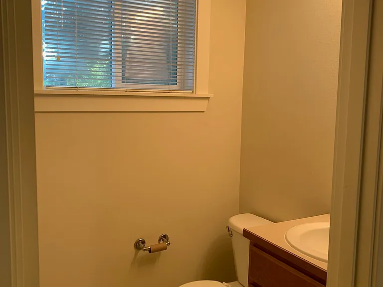 2018 NE 25th Pl — Photo 30